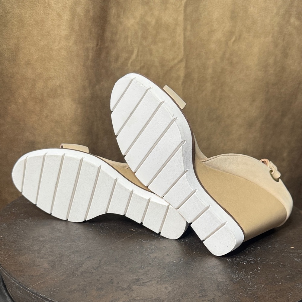 Paolo Tan Wedge Sandals Size 9 - Picture 5 of 9